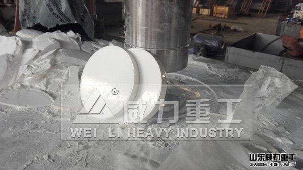 160噸二氧化鋯烤瓷牙專用四柱油壓機(jī)2